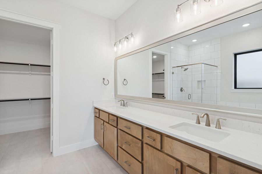 Furnished interior view inside a new home in ARTAVIA 50' Homesites, Conroe (Image 7).