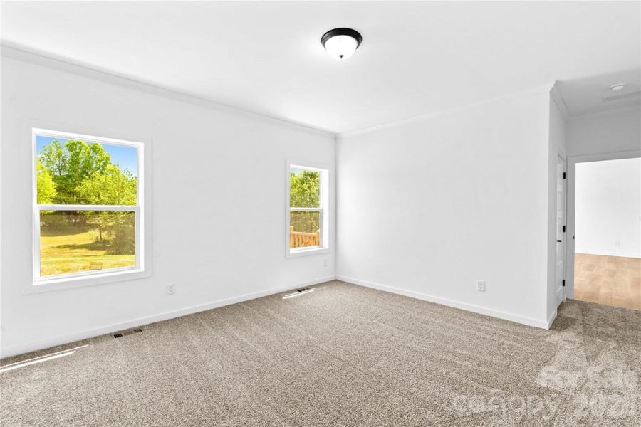 Spacious, unfurnished interior of a new home in , Catawba (Image 33).