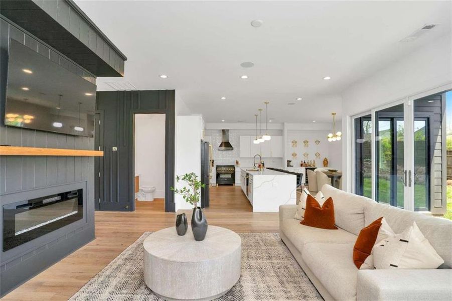 Furnished interior view inside a new home in , Atlanta (Image 33).