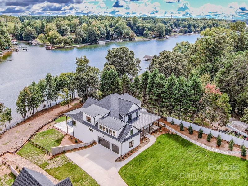 Image 38 of a home in .