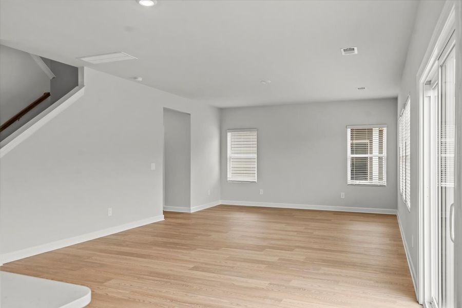 Spacious, unfurnished interior of a new home in Chatham Forest, Duncan (Image 23).