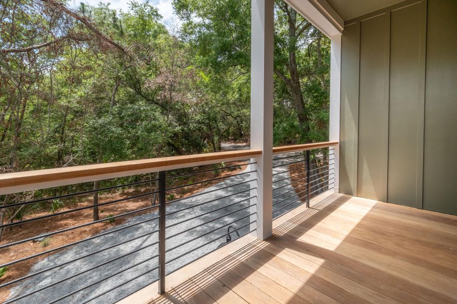 Exterior details and patio area of a home in , Edisto Island (Image 29).