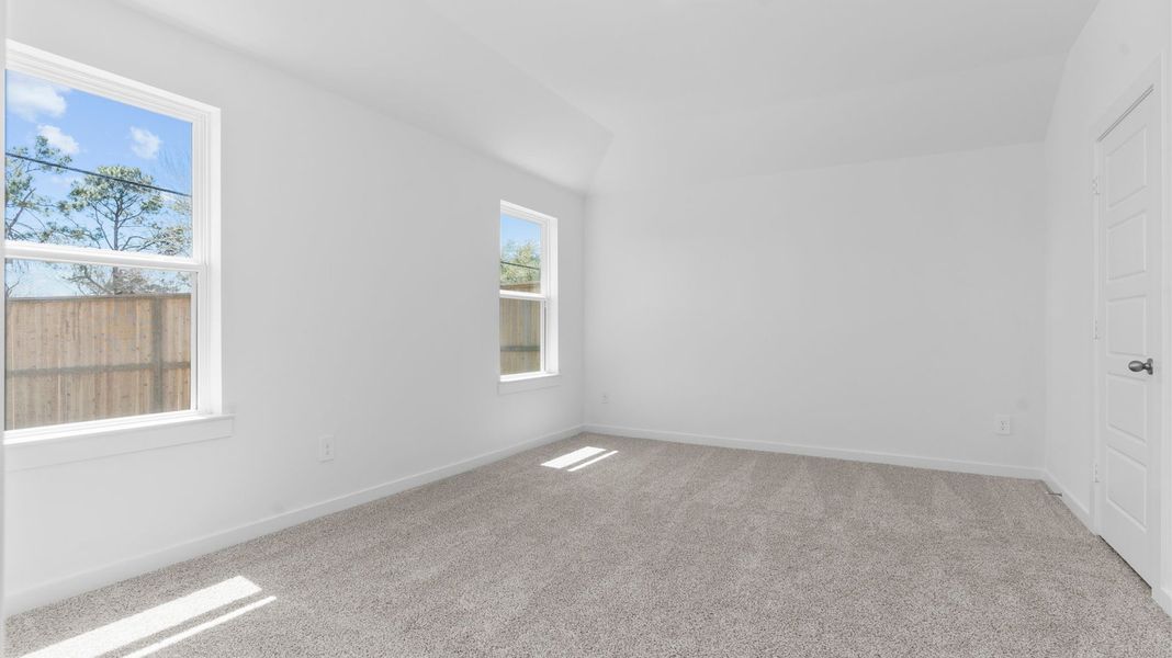 Spacious, unfurnished interior of a new home in Caldwell Crossing, Iowa Colony (Image 16). Spacious, unfurnished interior of a new home in Caldwell Crossing, Iowa Colony (Image 16).