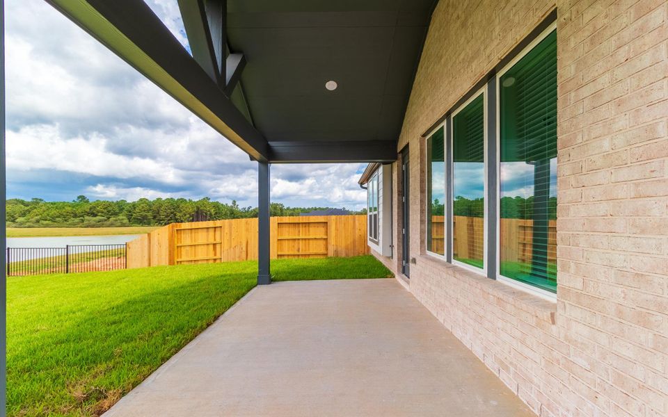 Exterior details and patio area of a home in Copia Pines, Montgomery (Image 23).