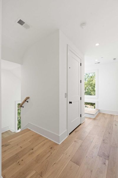 Spacious, unfurnished interior of a new home in , Isle Of Palms (Image 23). Spacious, unfurnished interior of a new home in , Isle Of Palms (Image 23).