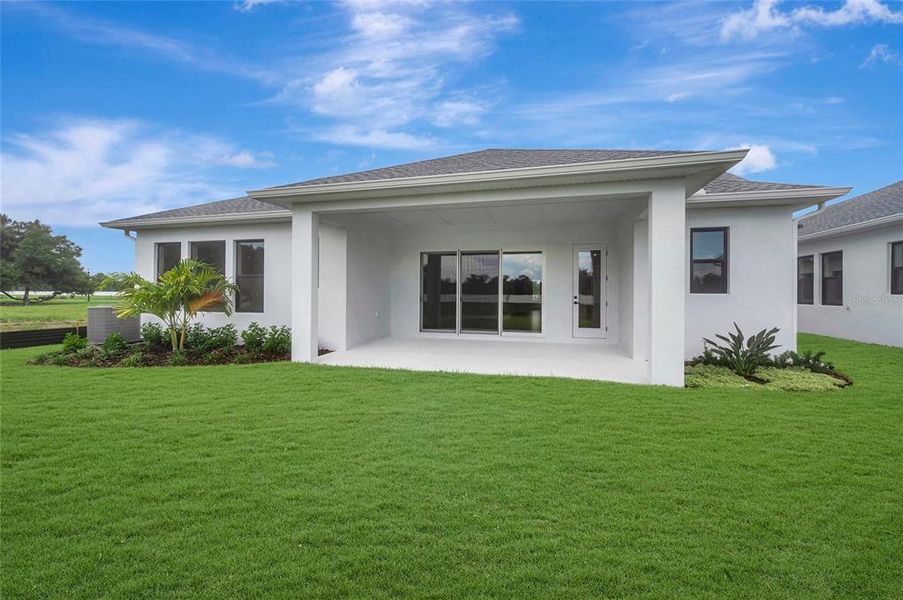 Exterior details and patio area of a home in Lakeview Crossing – Classic Series, Sarasota (Image 16).