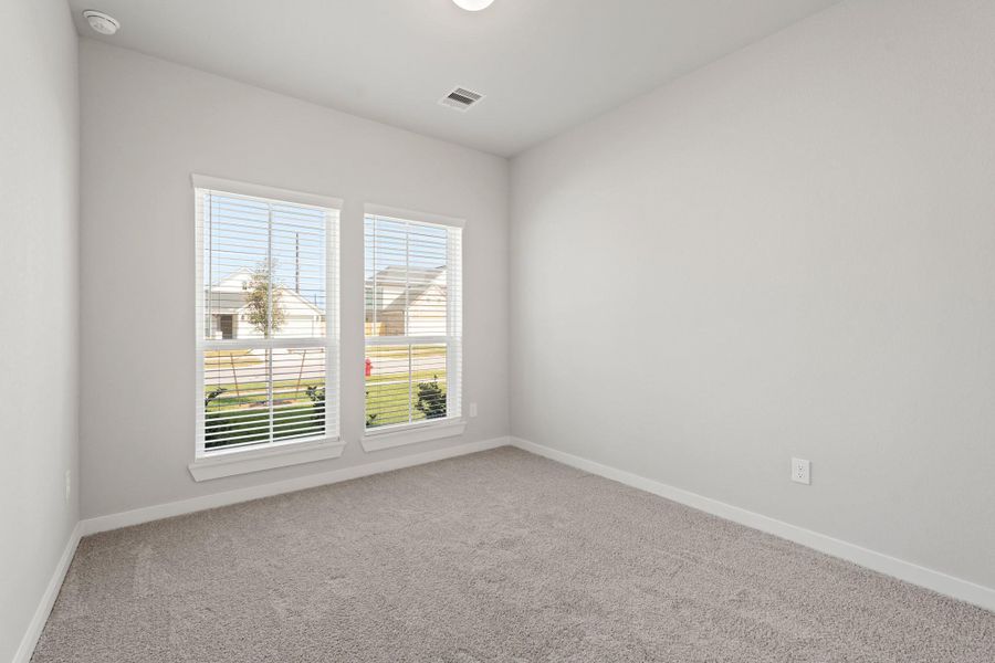 Spacious, unfurnished interior of a new home in Briarwood Crossing, Rosenberg (Image 13). Spacious, unfurnished interior of a new home in Briarwood Crossing, Rosenberg (Image 13).