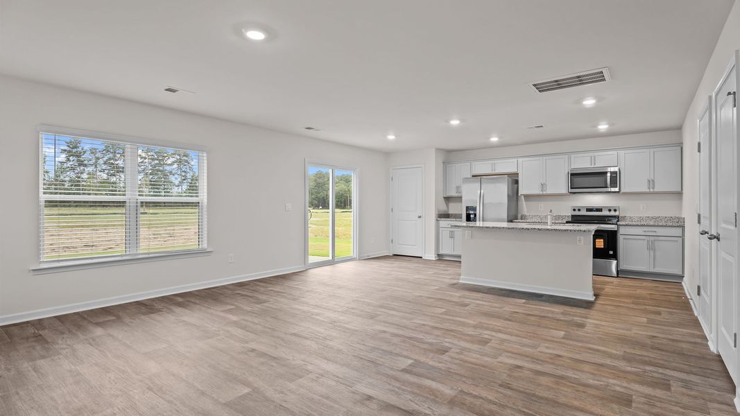 Spacious, unfurnished interior of a new home in Hobbs Farm, Ayden (Image 12).