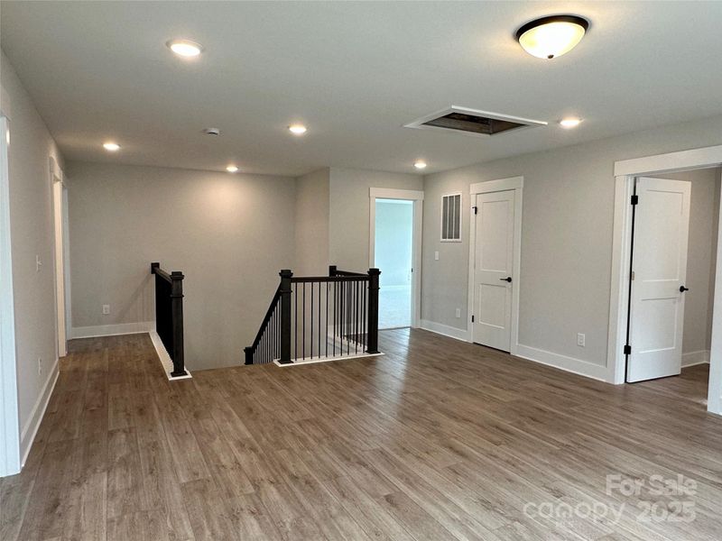 Spacious, unfurnished interior of a new home in Summerlin, Mooresville (Image 10).