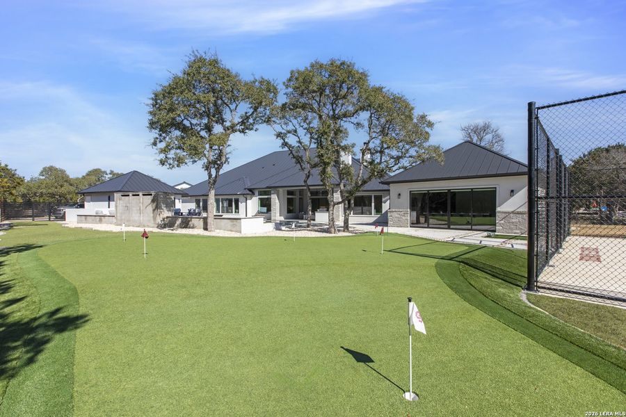 Image 41 of a home in .