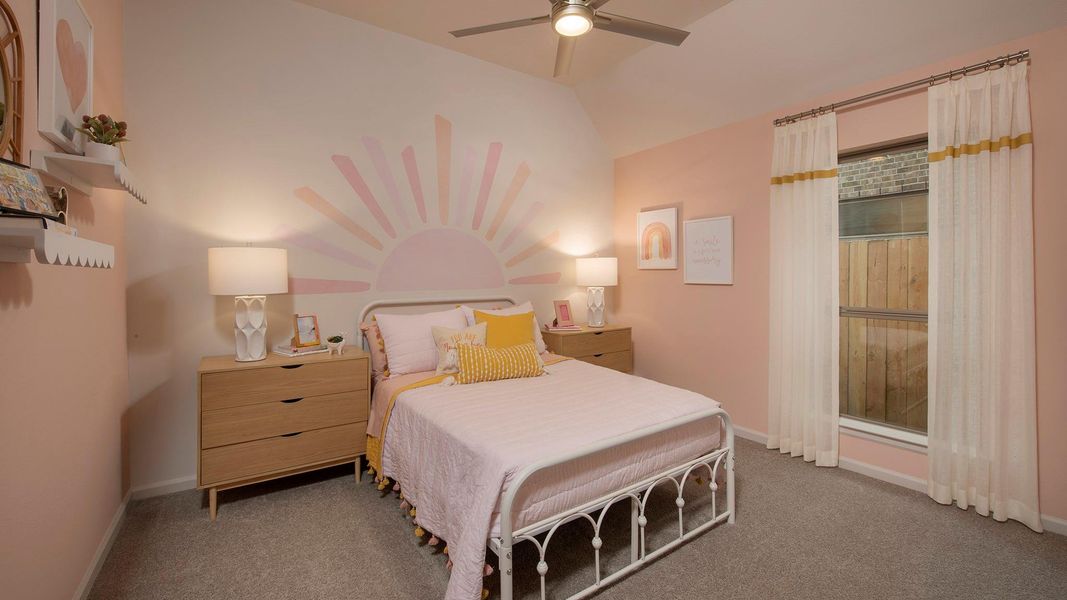 Furnished interior view inside a new home in Sienna, Missouri City (Image 5).