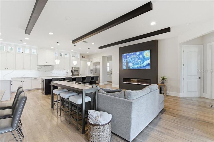 Furnished interior view inside a new home in , Orlando (Image 54).