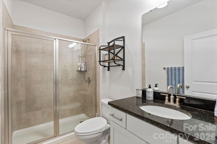 Furnished interior view inside a new home in Sylvan Creek, Denver (Image 41).