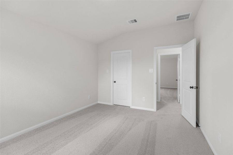 Spacious, unfurnished interior of a new home in Elyson, Katy (Image 13).