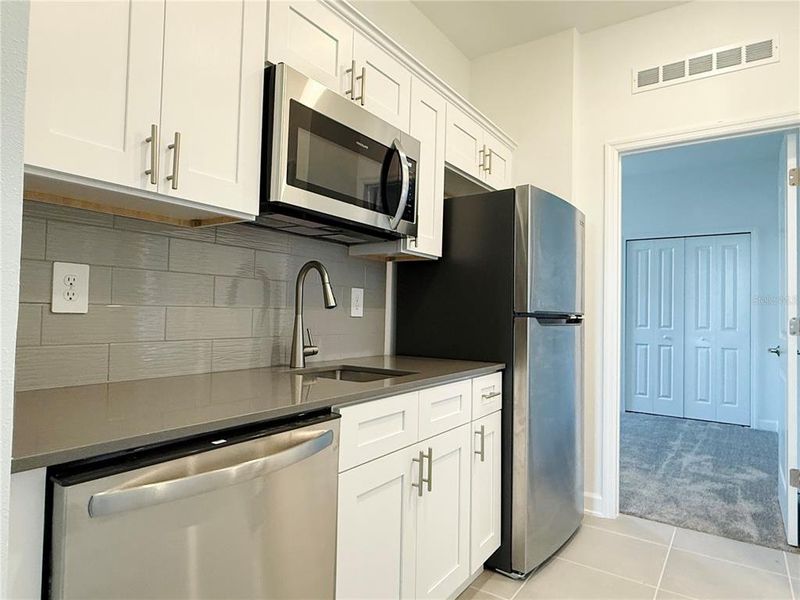 Furnished interior view inside a new home in Tohoqua, Kissimmee (Image 5). Furnished interior view inside a new home in Tohoqua, Kissimmee (Image 5).