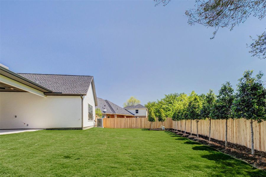 Exterior details and patio area of a home in , Fulshear (Image 3).
