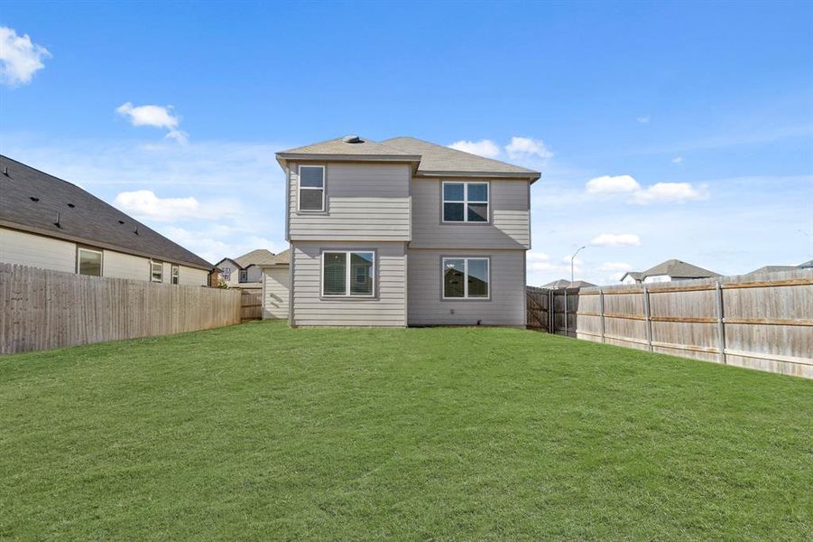 Exterior details and patio area of a home in Retreat at Fossil Creek, Fort Worth (Image 2). Exterior details and patio area of a home in Retreat at Fossil Creek, Fort Worth (Image 2).