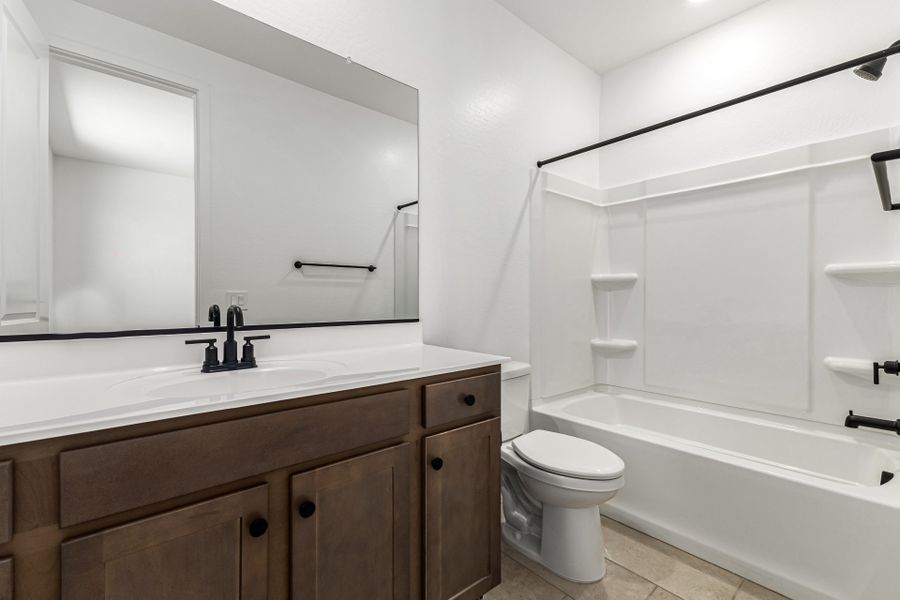 Furnished interior view inside a new home in Frontera, Surprise (Image 6).