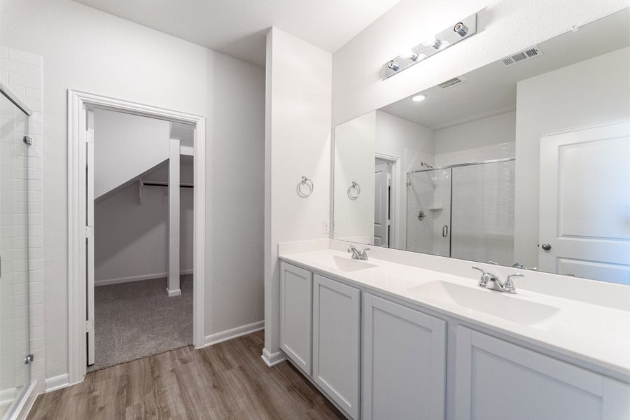 Furnished interior view inside a new home in La Terra, Celina (Image 5).