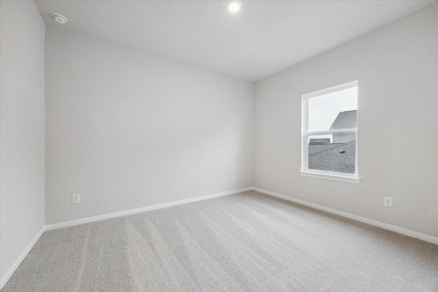 Spacious, unfurnished interior of a new home in Elyson, Katy (Image 15).