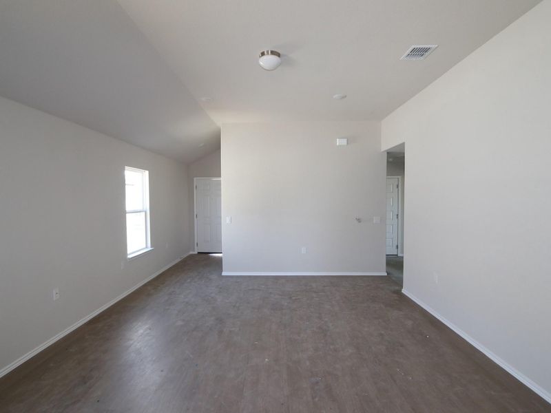 Spacious, unfurnished interior of a new home in Marble Creek Crossing, Austin (Image 9). Spacious, unfurnished interior of a new home in Marble Creek Crossing, Austin (Image 9).