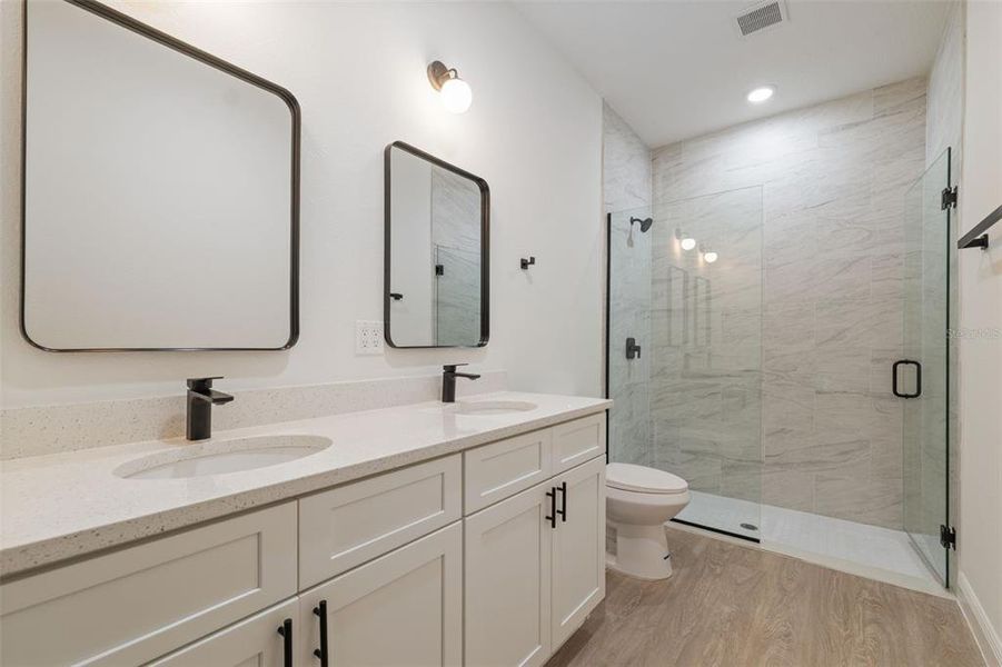 Furnished interior view inside a new home in , Ocala (Image 11).