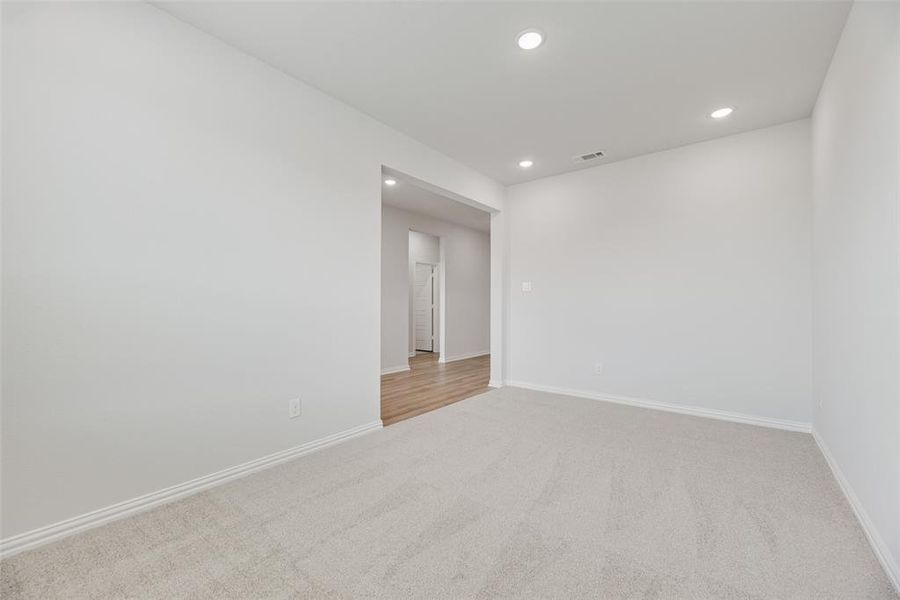 Spacious, unfurnished interior of a new home in Sutton Fields, Celina (Image 28).