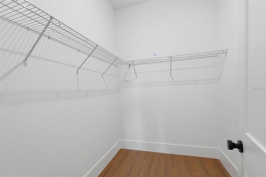 Spacious, unfurnished interior of a new home in , Ocala (Image 26).