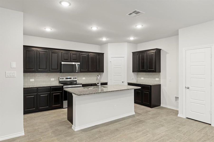 12. 1708 Potomac - Kitchen (2)