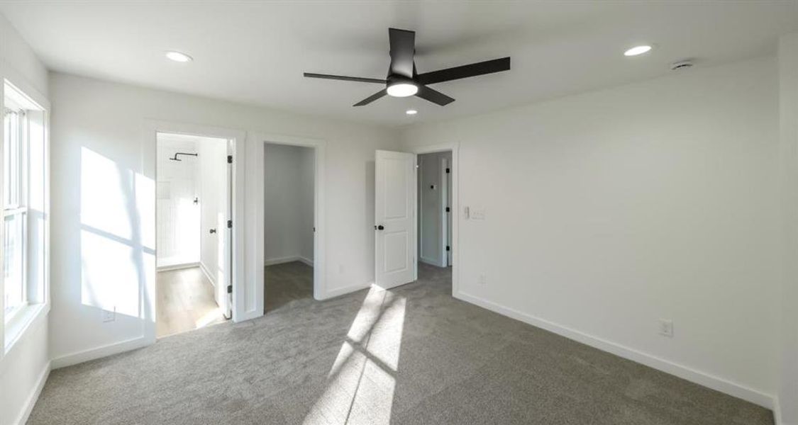 Spacious, unfurnished interior of a new home in , Lindale (Image 27).