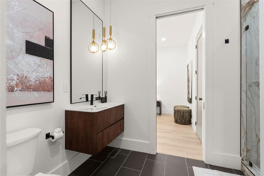 Furnished interior view inside a new home in , Atlanta (Image 9).