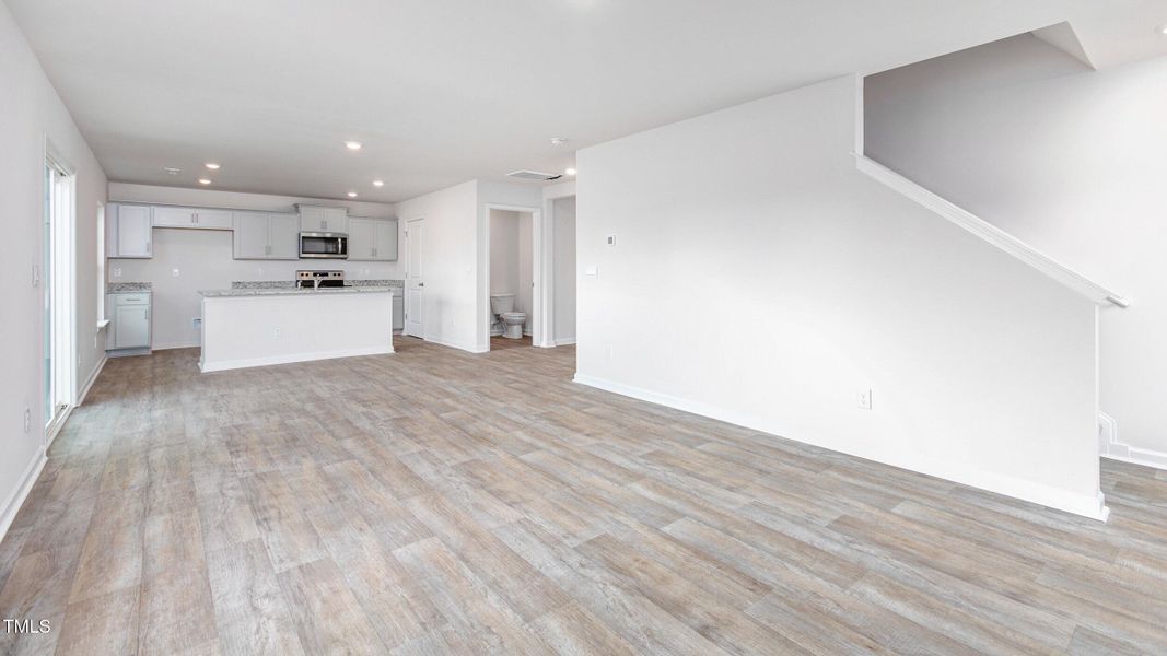 918 Hickory Point Drive-14