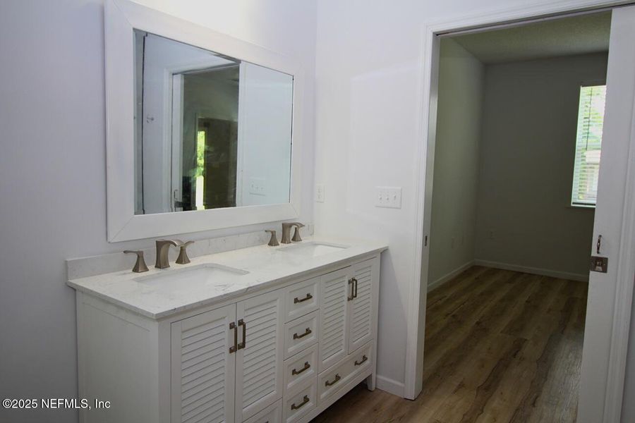 Furnished interior view inside a new home in , Jacksonville (Image 5).