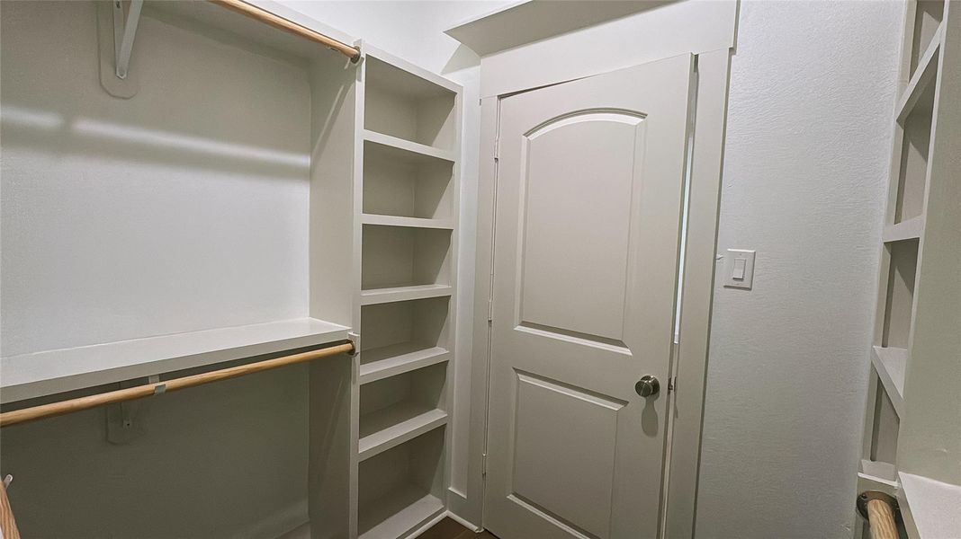 Walk-in closet
