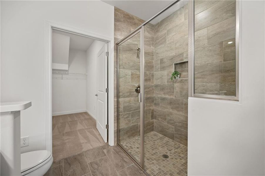 Furnished interior view inside a new home in , Cartersville (Image 6).