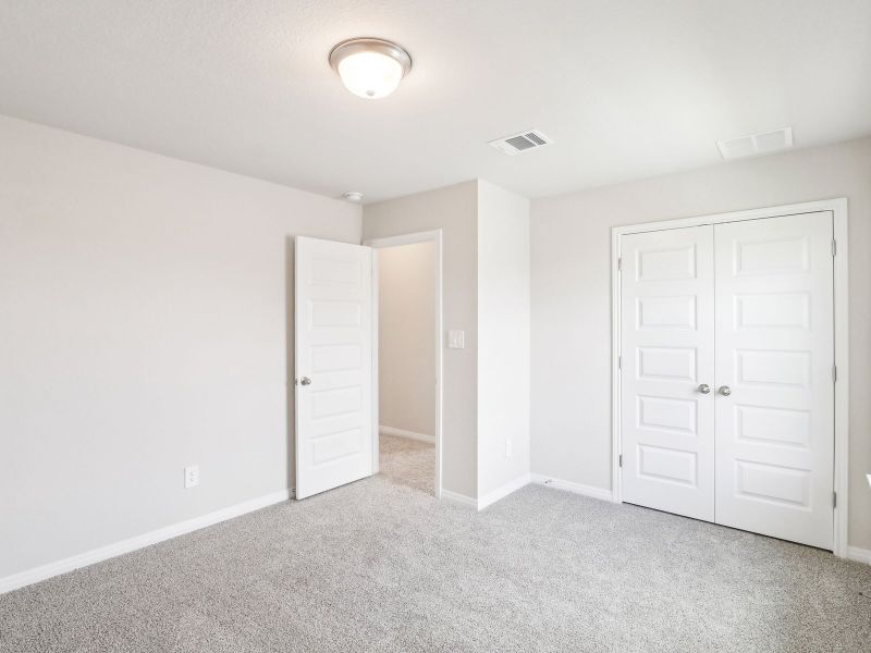 Spacious, unfurnished interior of a new home in Lakeside Meadows, Pflugerville (Image 12).