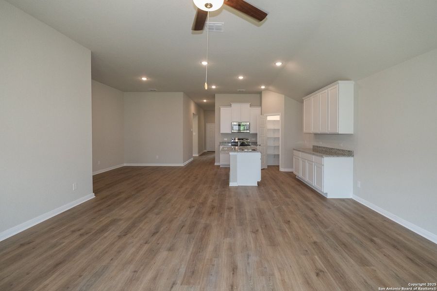 Image 35 of a home in Greenspoint Heights.