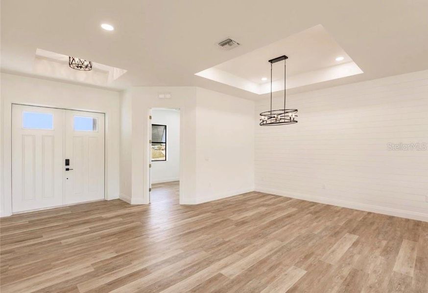 Spacious, unfurnished interior of a new home in , Punta Gorda (Image 17).