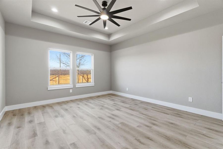 Spacious, unfurnished interior of a new home in , Bridgeport (Image 32).