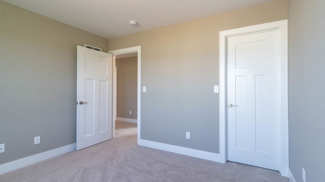 Representative unfurnished interior of a home built from the The Winslow by Norfolk Homes in Valleys, Jackson (Image 78).
