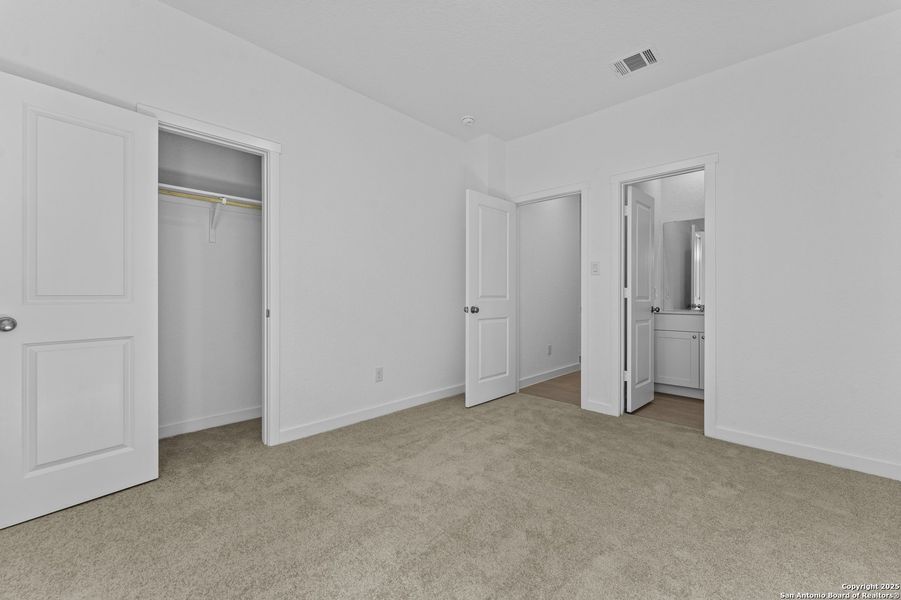 Spacious, unfurnished interior of a new home in Waterwheel: Coastline Collection, San Antonio (Image 19).