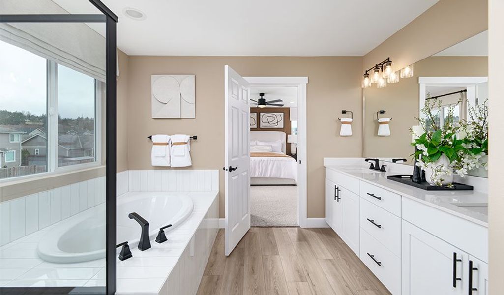 Bedford-W722-Douglas Bathroom