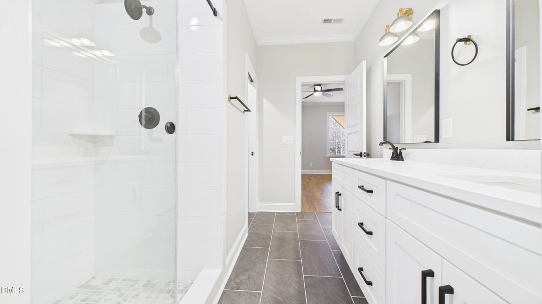 ultra estate tours 023