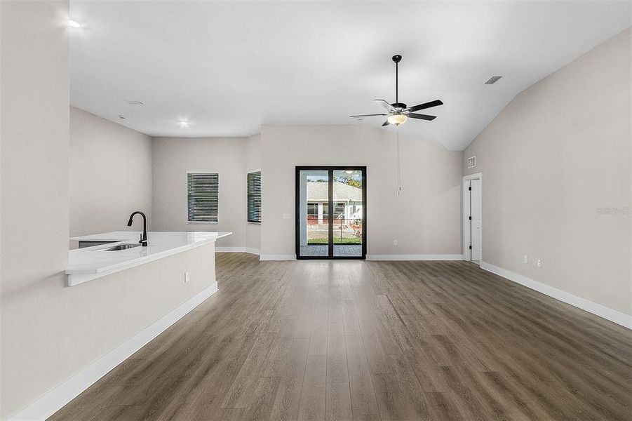 Spacious, unfurnished interior of a new home in , Port Charlotte (Image 17).