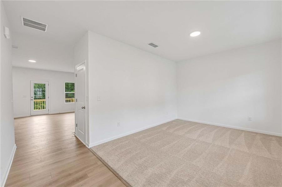 Spacious, unfurnished interior of a new home in The Pointe at Heron Bay, Locust Grove (Image 27). Spacious, unfurnished interior of a new home in The Pointe at Heron Bay, Locust Grove (Image 27).