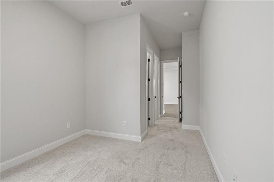 Spacious, unfurnished interior of a new home in Waterhaven, Cumming (Image 26).