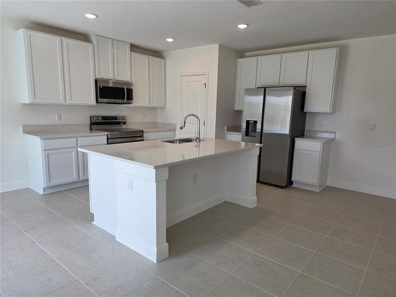 Furnished interior view inside a new home in Villamar, Winter Haven (Image 6).