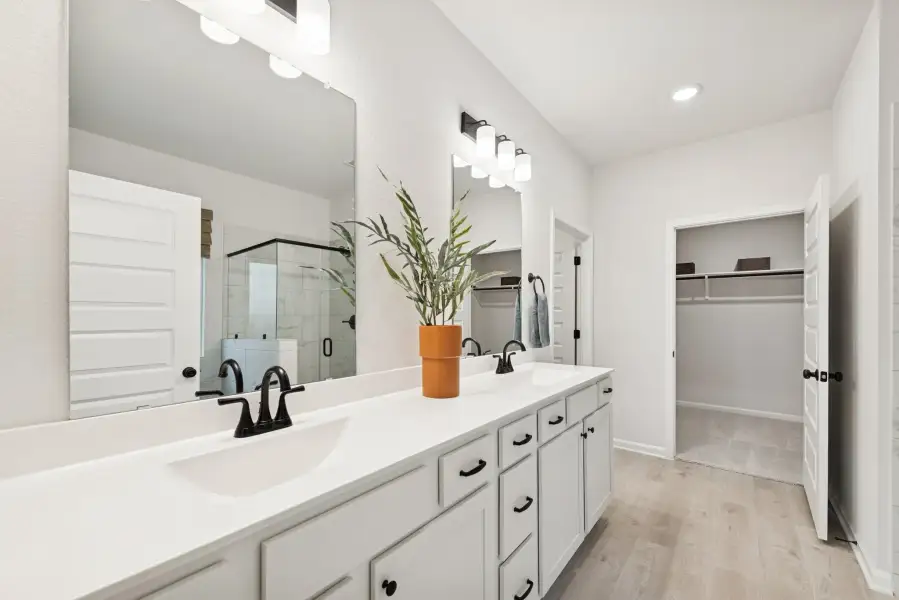 The Princeton II- Primary Bath. Staged model home shown for illustration only; actual features, colors, and upgrades may vary.