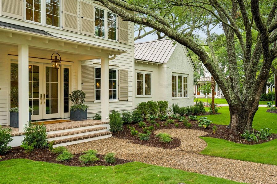 Exterior details and patio area of a home in , Mount Pleasant (Image 4).