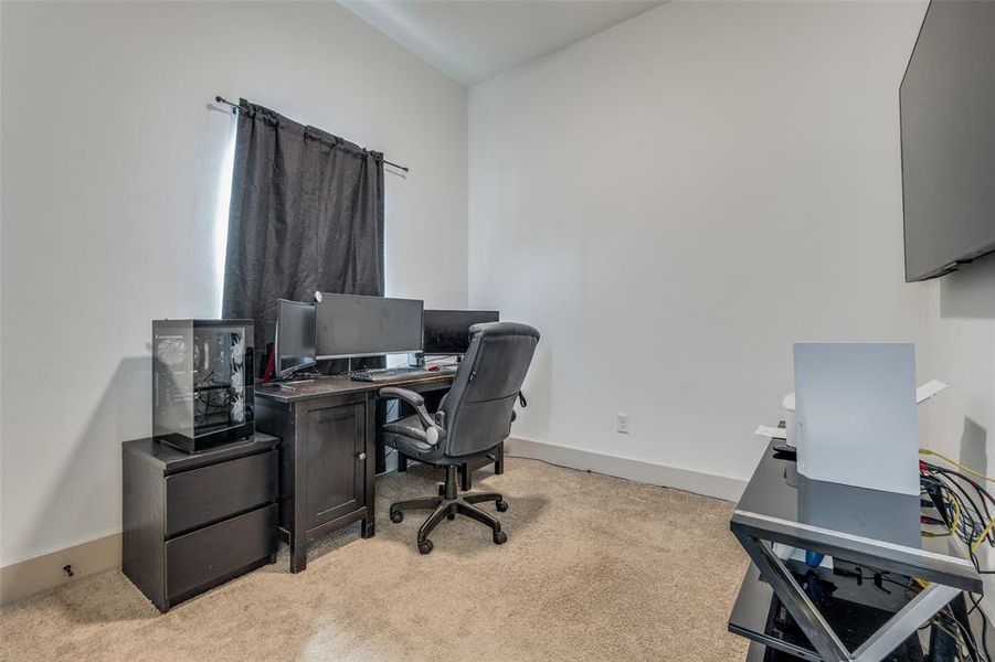 Furnished interior view inside a new home in , Dallas (Image 8).